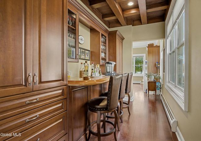 65 2nd Avenue, Troy, NY 12180