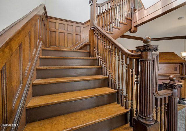 65 2nd Avenue, Troy, NY 12180