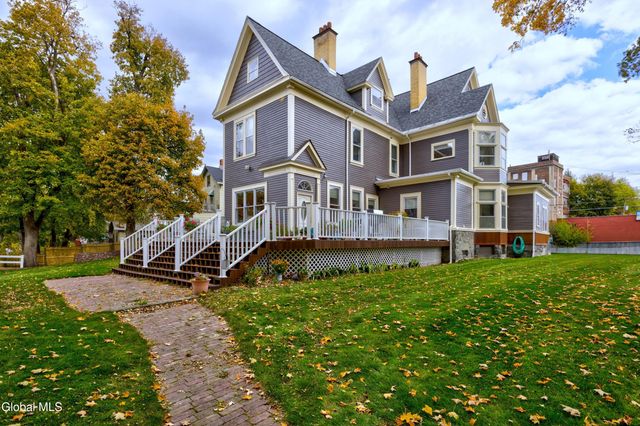 65 2nd Avenue, Troy, NY 12180