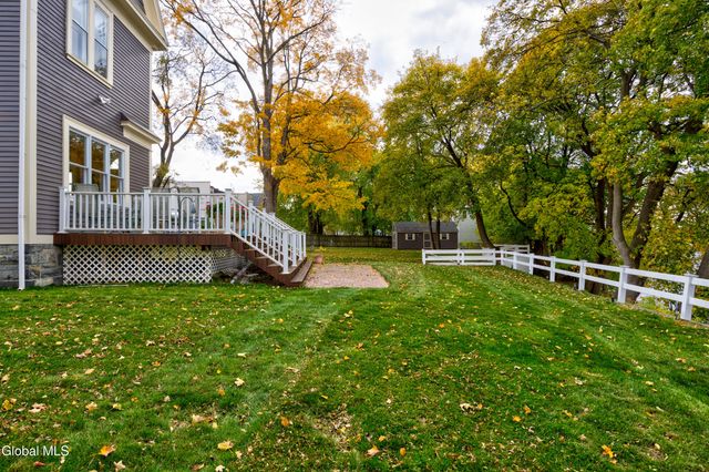 65 2nd Avenue, Troy, NY 12180