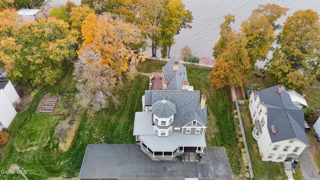 65 2nd Avenue, Troy, NY 12180