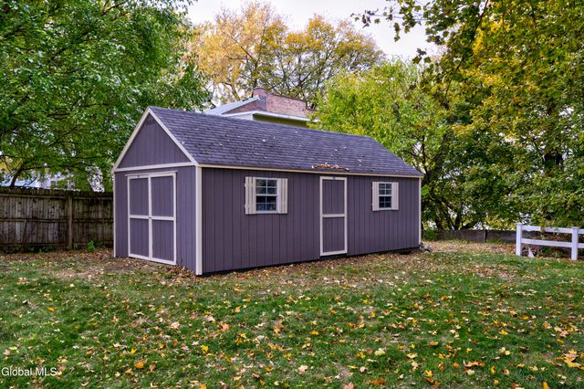 65 2nd Avenue, Troy, NY 12180