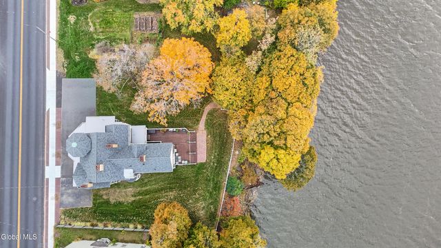 65 2nd Avenue, Troy, NY 12180