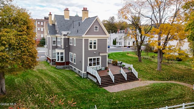 65 2nd Avenue, Troy, NY 12180