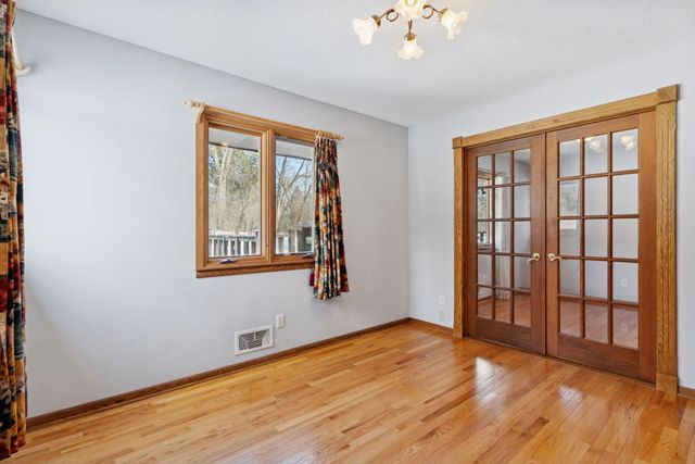 13400 North Street, Minnetonka, MN 55345