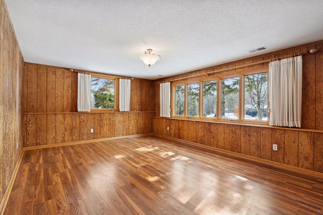 13400 North Street, Minnetonka, MN 55345