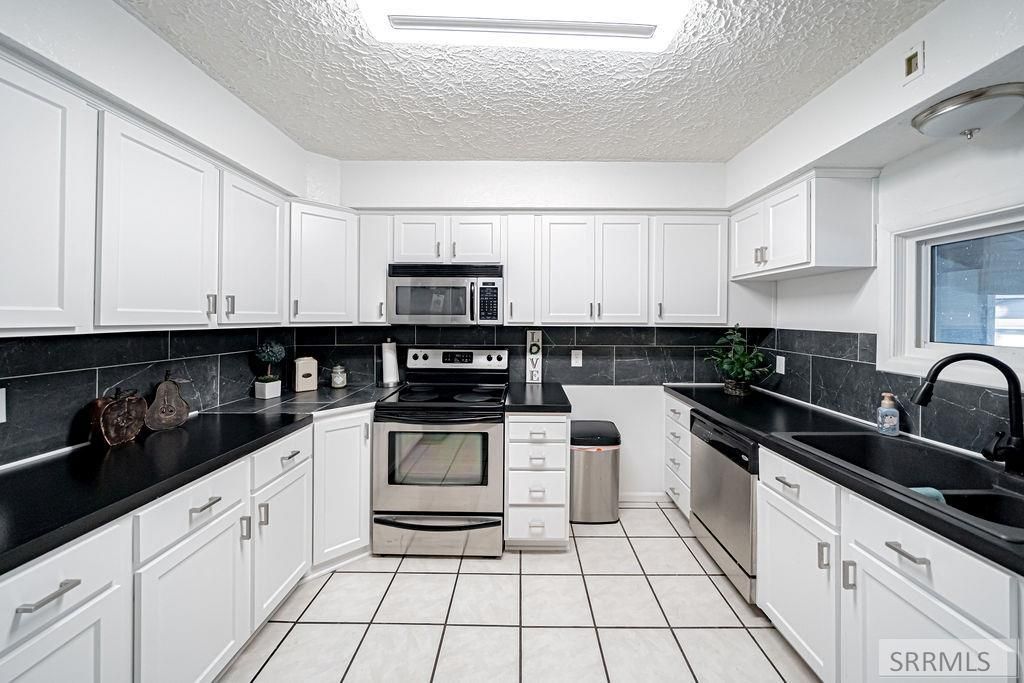 Image 16 of property listing at 13638 N 75th E, Idaho Falls, ID 83401