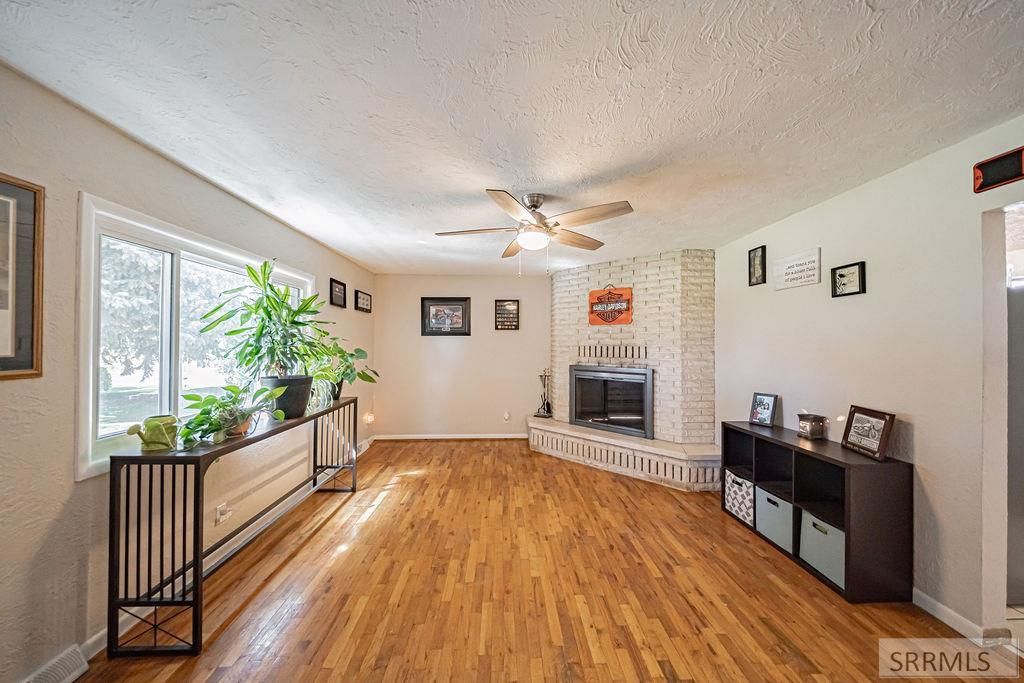 Image 5 of property listing at 13638 N 75th E, Idaho Falls, ID 83401