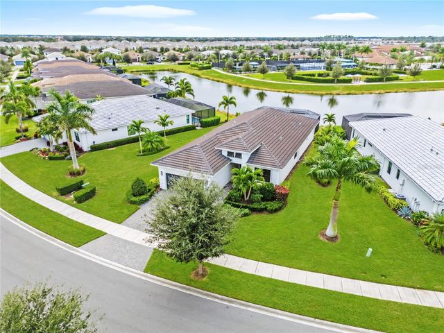 4939 SURFSIDE CIRCLE, Bradenton, FL 34211