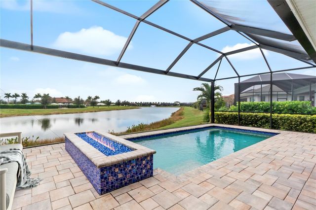 4939 SURFSIDE CIRCLE, Bradenton, FL 34211