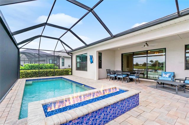 4939 SURFSIDE CIRCLE, Bradenton, FL 34211