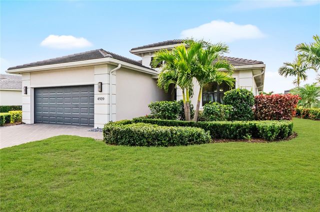 4939 SURFSIDE CIRCLE, Bradenton, FL 34211