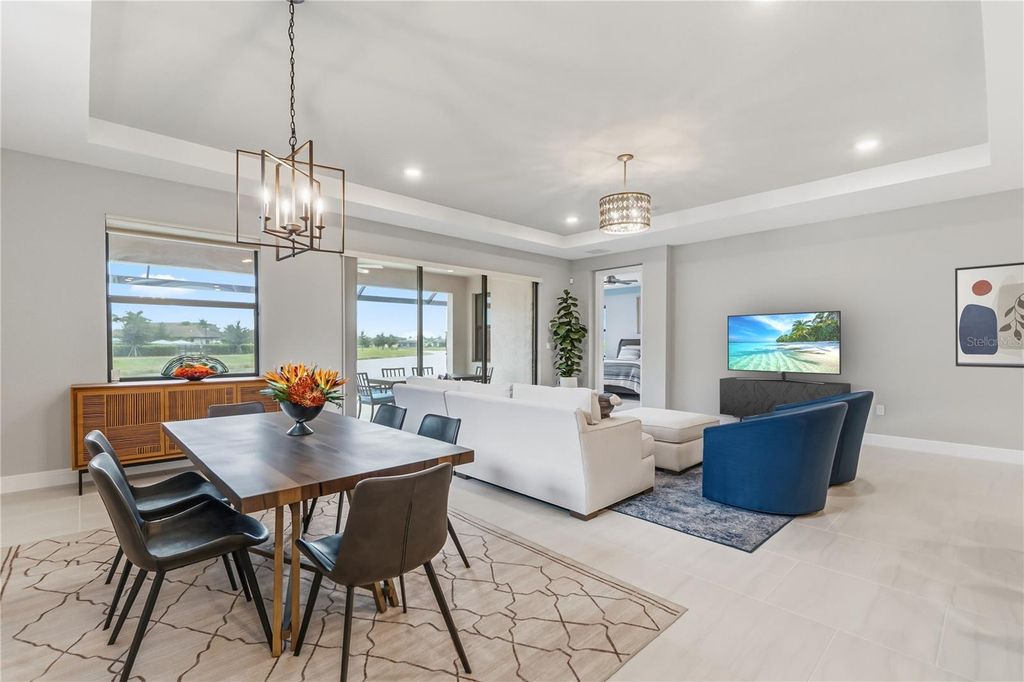 Image 35 of property listing at 4939 SURFSIDE CIRCLE, Bradenton, FL 34211