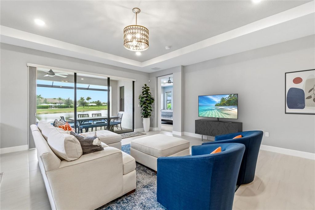 Image 36 of property listing at 4939 SURFSIDE CIRCLE, Bradenton, FL 34211