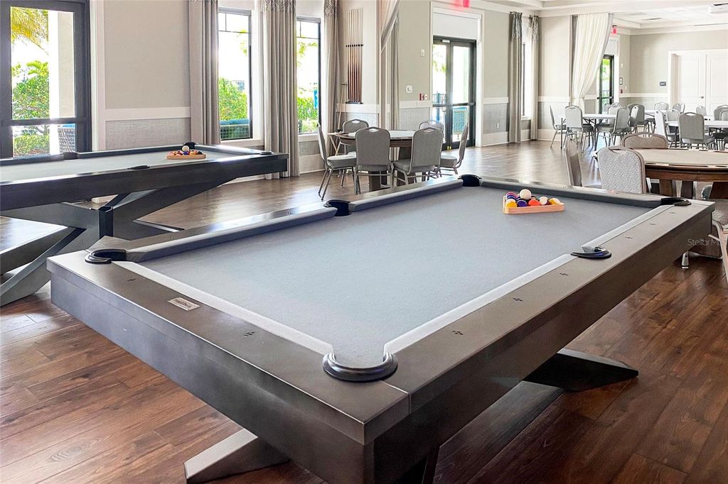 Image 70 of property listing at 4939 SURFSIDE CIRCLE, Bradenton, FL 34211