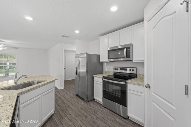 1141 Salina Street SE, Palm Bay, FL 32909