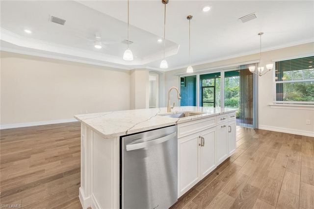 16808 BAY ISLAND CT, Bonita Springs, FL 34135