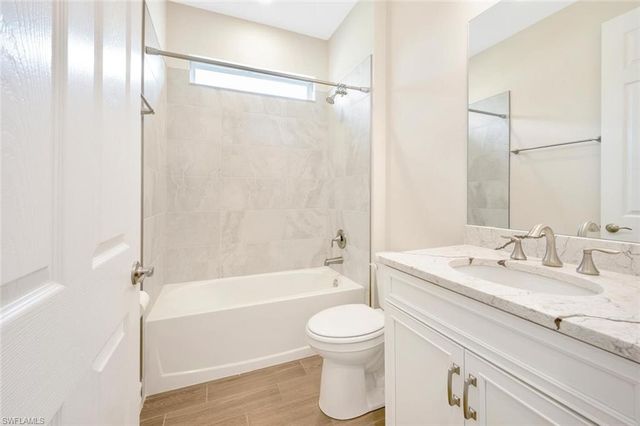 16808 BAY ISLAND CT, Bonita Springs, FL 34135