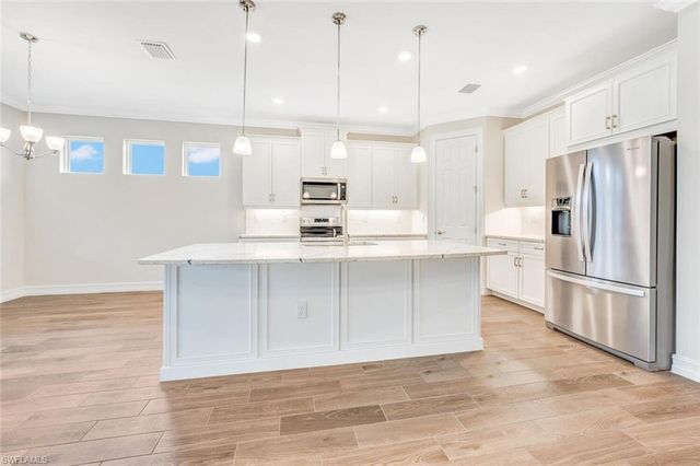 16808 BAY ISLAND CT, Bonita Springs, FL 34135