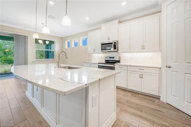 16808 BAY ISLAND CT, Bonita Springs, FL 34135