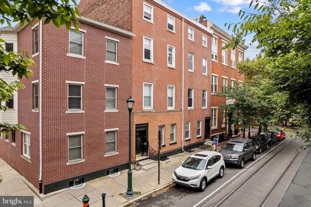303 S 11th St Apt 9, Philadelphia, PA 19107