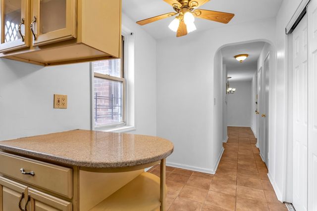 67-40 Booth Street 4G, Forest Hills, NY 11375