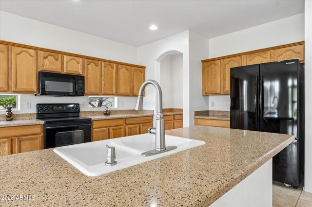8120 E KRAMER Street, Mesa, AZ 85207
