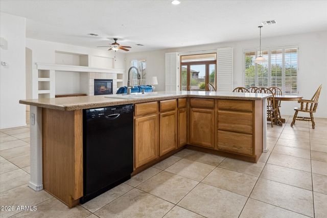8120 E KRAMER Street, Mesa, AZ 85207