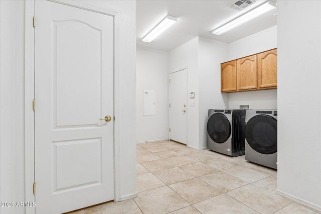 8120 E KRAMER Street, Mesa, AZ 85207