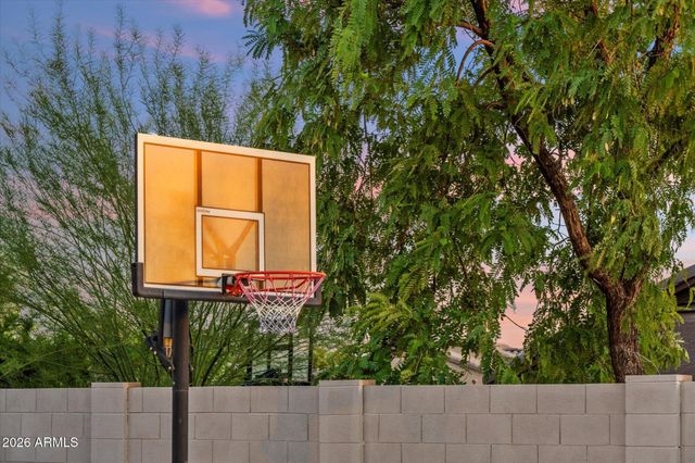 8120 E KRAMER Street, Mesa, AZ 85207