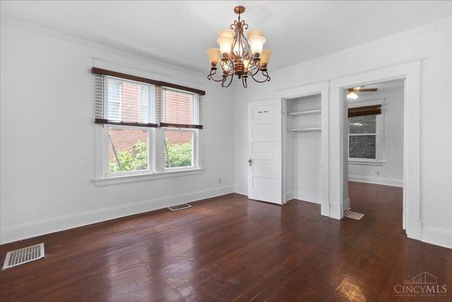 3446 Golden Avenue, Cincinnati, OH 45226