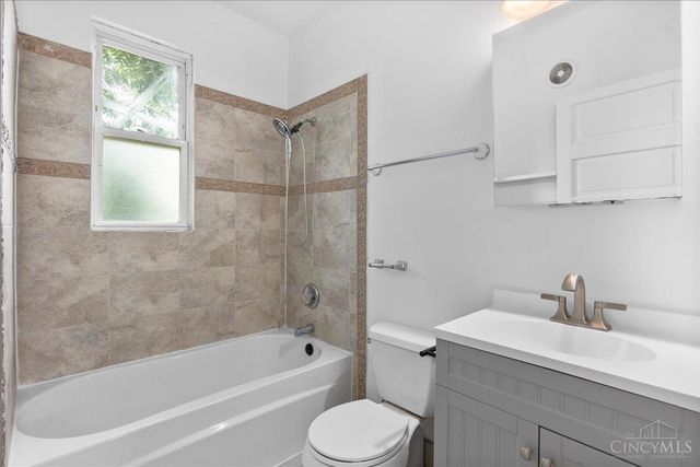 3446 Golden Avenue, Cincinnati, OH 45226