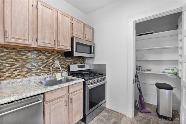 3446 Golden Avenue, Cincinnati, OH 45226