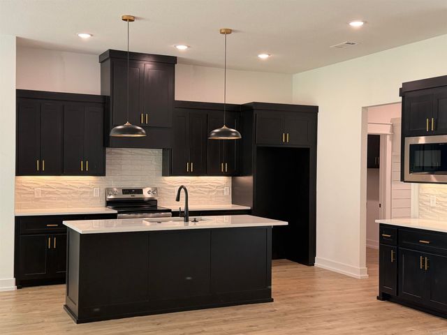 7073 Cold Creek, Alexander, AR 72002