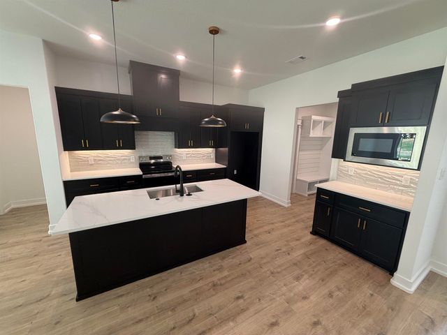 7073 Cold Creek, Alexander, AR 72002