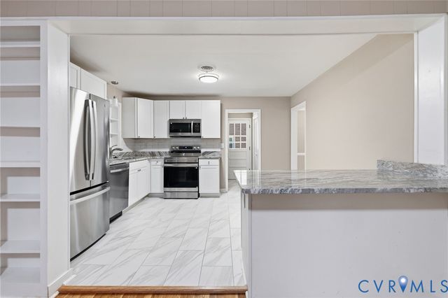 9830 Pampas Dr, Chesterfield, VA 23832