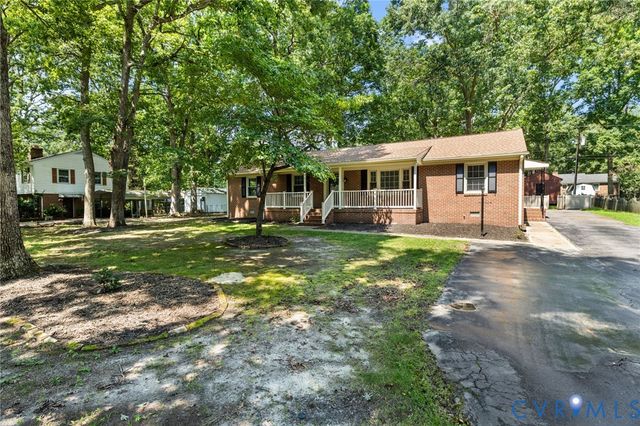 9830 Pampas Dr, Chesterfield, VA 23832