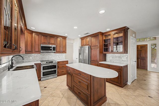 3922 E Goldfinch Gate Lane, Phoenix, AZ 85044