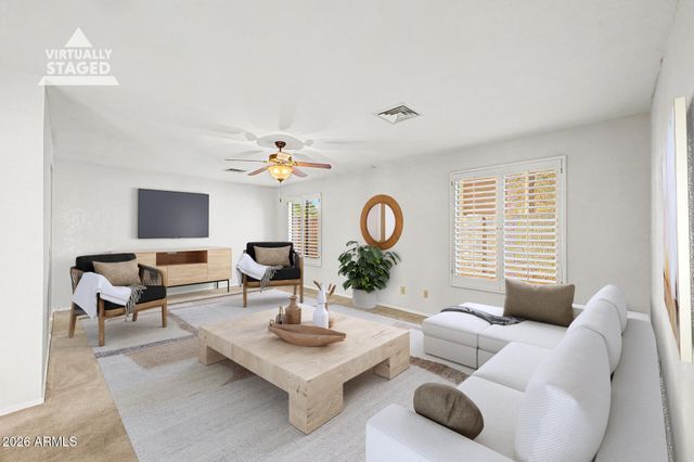 3922 E Goldfinch Gate Lane, Phoenix, AZ 85044