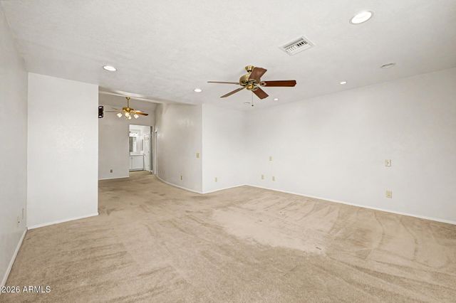 3922 E Goldfinch Gate Lane, Phoenix, AZ 85044