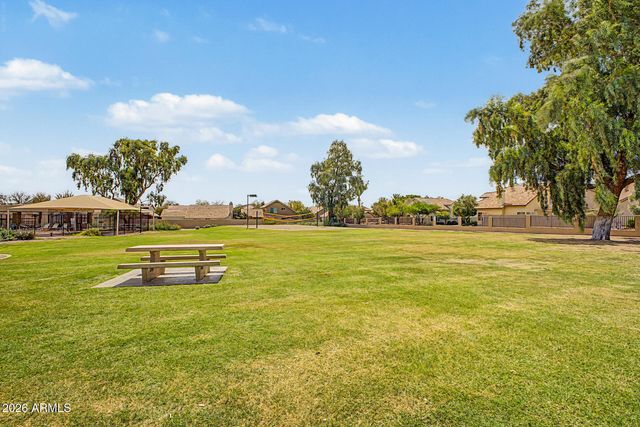 3922 E Goldfinch Gate Lane, Phoenix, AZ 85044