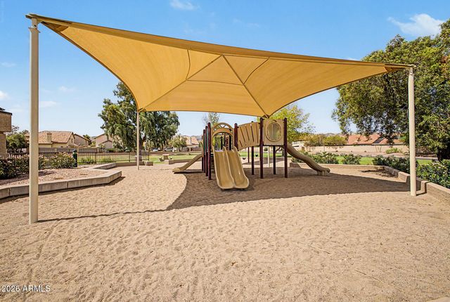 3922 E Goldfinch Gate Lane, Phoenix, AZ 85044