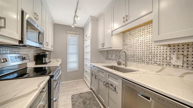 1224 MOONMIST CIRCLE S-3, Sarasota, FL 34242