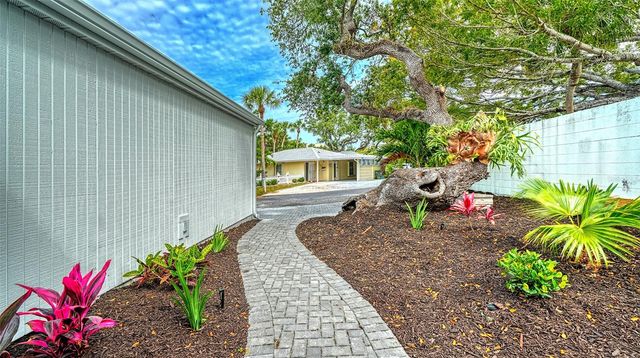 1224 MOONMIST CIRCLE S-3, Sarasota, FL 34242
