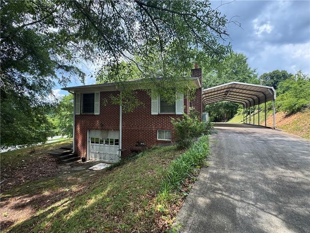 707 Sugar Valley Road NW, Calhoun, GA 30701