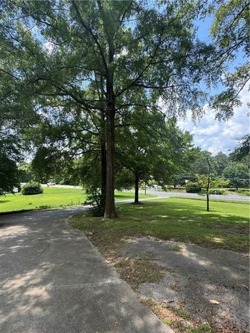 707 Sugar Valley Road NW, Calhoun, GA 30701