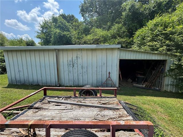 707 Sugar Valley Road NW, Calhoun, GA 30701
