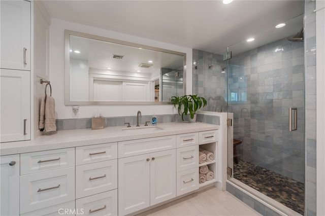 7175 Riptide, Huntington Beach, CA 92648