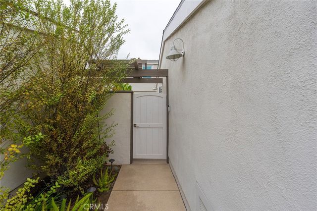 7175 Riptide, Huntington Beach, CA 92648
