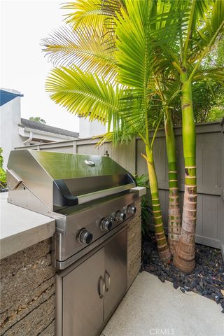 7175 Riptide, Huntington Beach, CA 92648